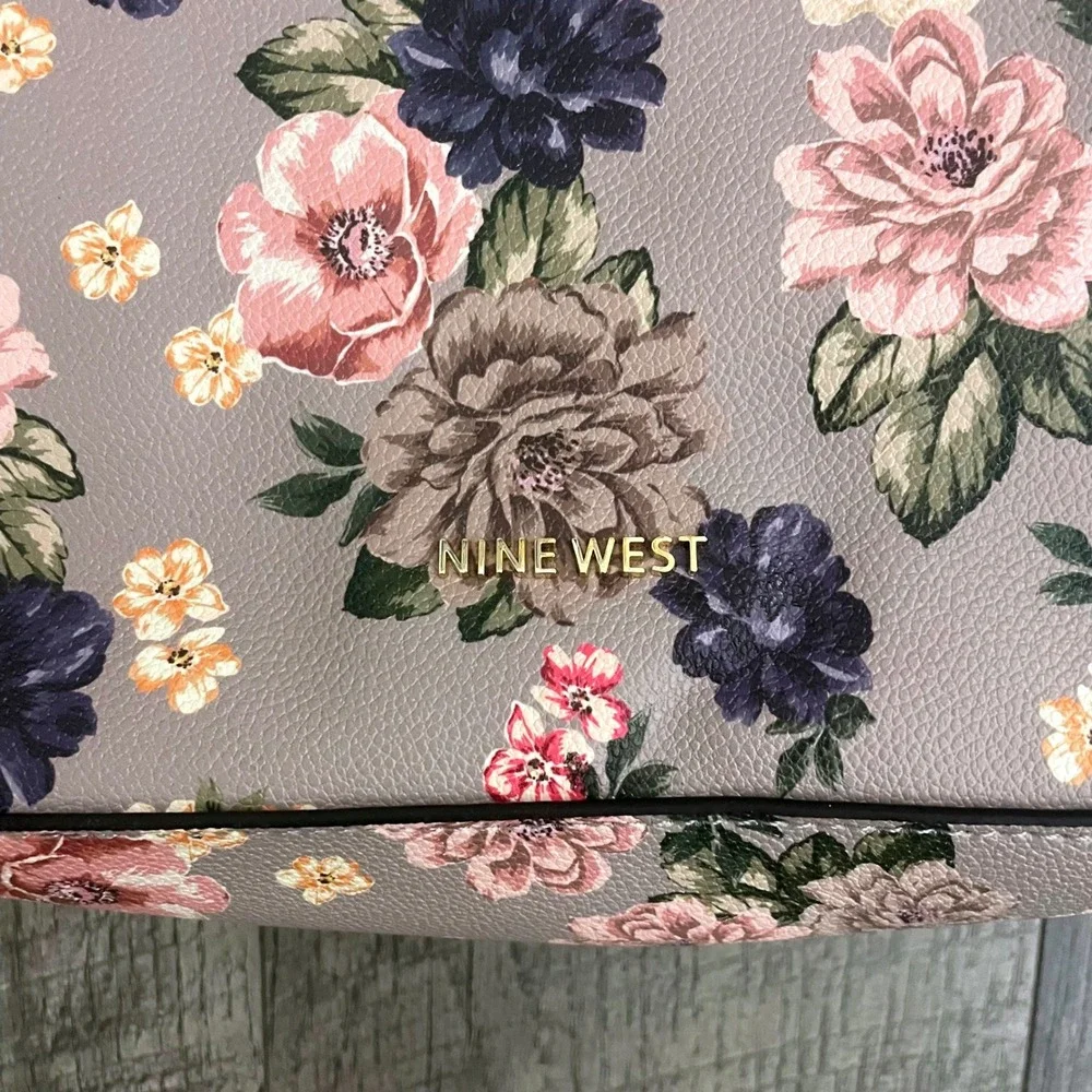 Nine‎ West Floral Satchel Handbag Mauve Pink Purple Triple Compartment Bag